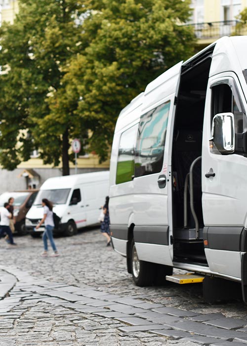 Schulkinderbeförderung und Gelegenheitsverkehr in Kleinbussen